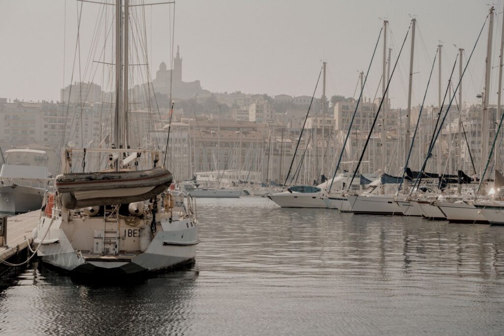 Location saisonnière mandelieu-la-napoule — Cannes — AzulBay
