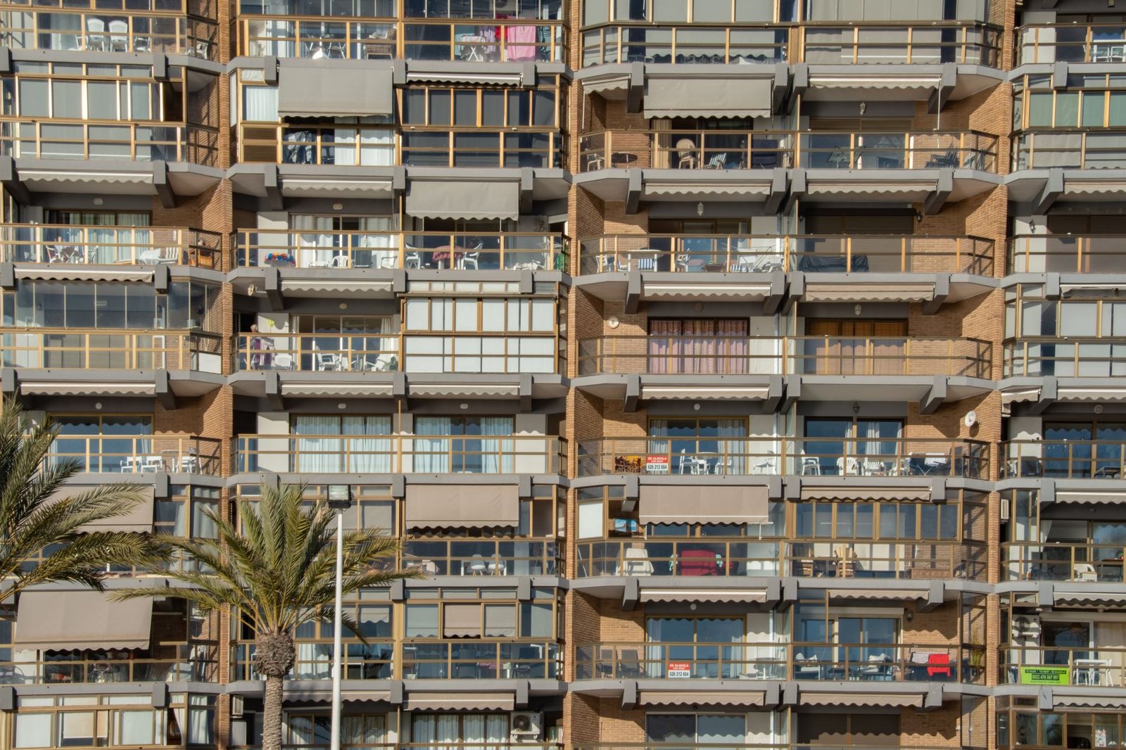 Copropriété et Airbnb à Cannes : quand le règlement peut bloquer votre location